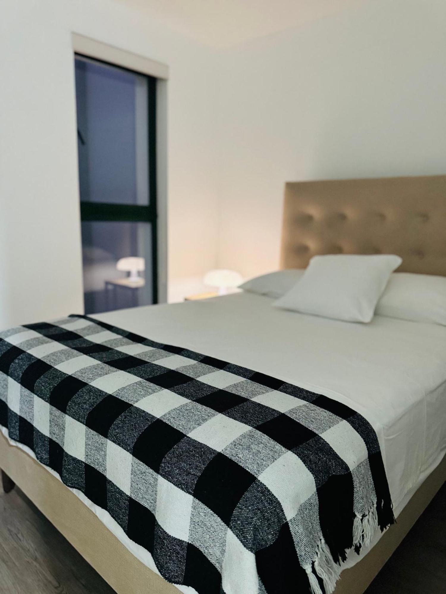 Amazing 2br In Barranco In Front Of Restaurant Apartamento